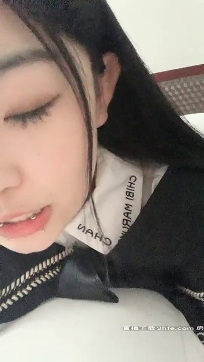 极品01年东北时尚狂野妹纸勾引按摩技师啪啪 小小年纪就打唇钉口活时不怕咬到J8吗 人小性瘾强还挺耐操 高清源码录制