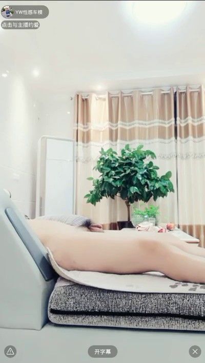 精品少妇高档公寓里约嫖大叔洗白白客厅沙发尽情操无套表情很淫荡很精彩