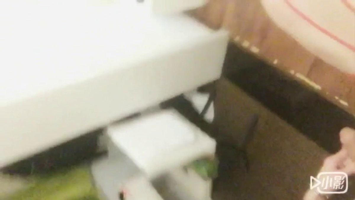 颜值爆灯的双TS玩弄小贱看着有点菊花痒痒的感觉高清无水印