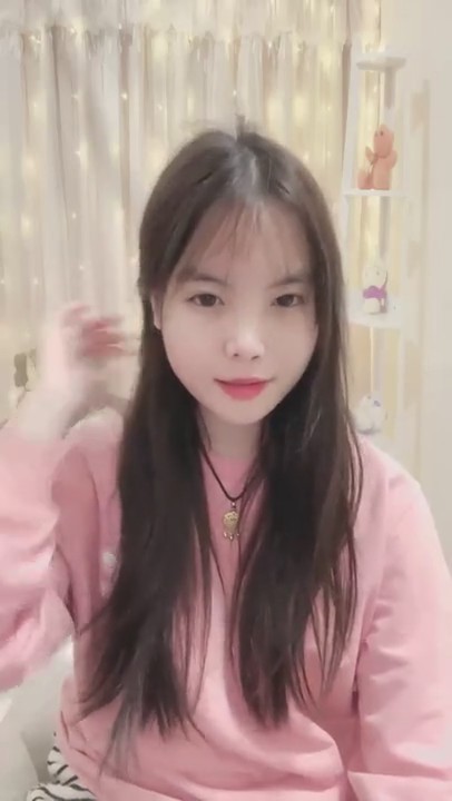 性感白丝大长腿✨清纯校花女神 外表矜持 私下浪荡，性感白丝美腿站着被大鸡巴操，超嫩小骚逼