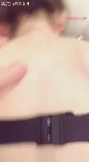 性感美女上门推销套套和延迟剂时被要求当场实验效果,被操的淫叫好硬,用力干我