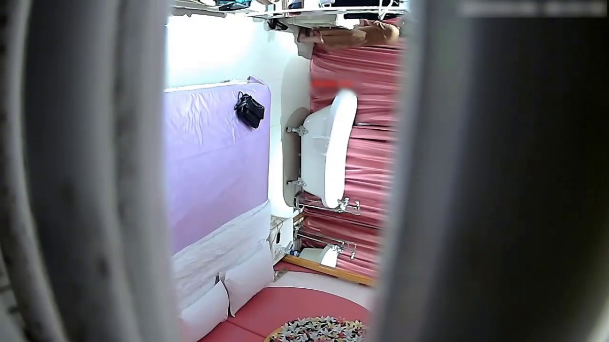 已绝版高质量精品酒店气质眼镜少妇和男同事开房样子长得端庄没想到床上这么淫骚