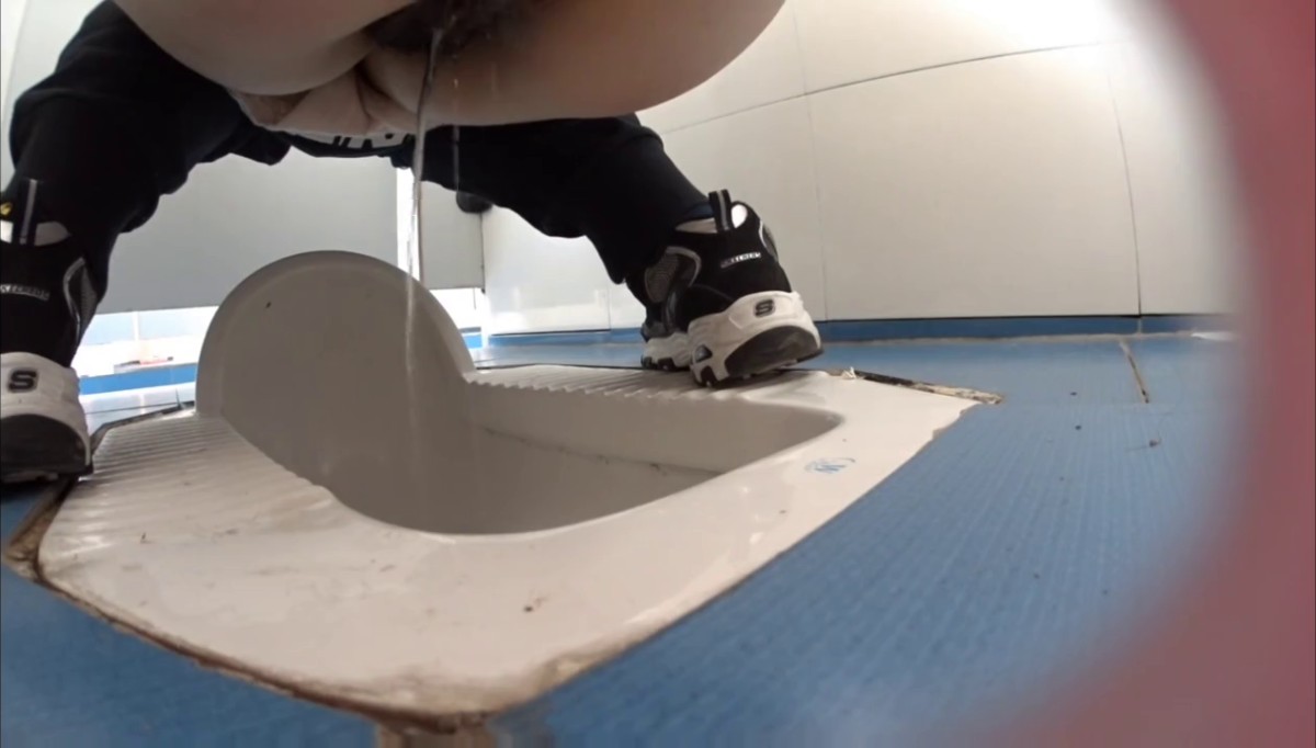 致青春系列-某地高中毕业班大神厕所偷拍(殷丹宁)五连拍