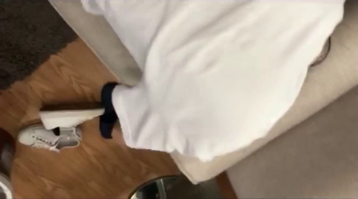 推特网红福利姬蛇信子(兔牙姐姐)约啪大款嫖客被爆草颜射一脸精液1080P高清无水印版