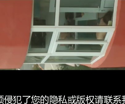 邻居家的性感女神，清晨厨房自慰