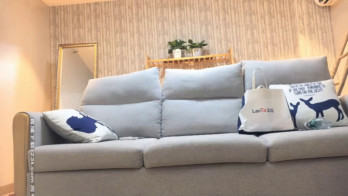 【AI高清画质2K修复】2020.8.5，【午夜寻花】约了个黑裙大长腿少妇，扣逼舔奶调情沙发上位骑坐抽插猛操