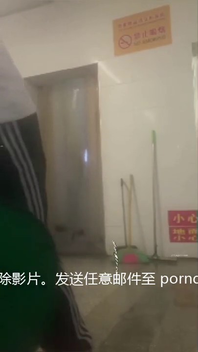 美女自拍福利骚舞诱惑再椅子上全裸自摸喜欢的不要错过