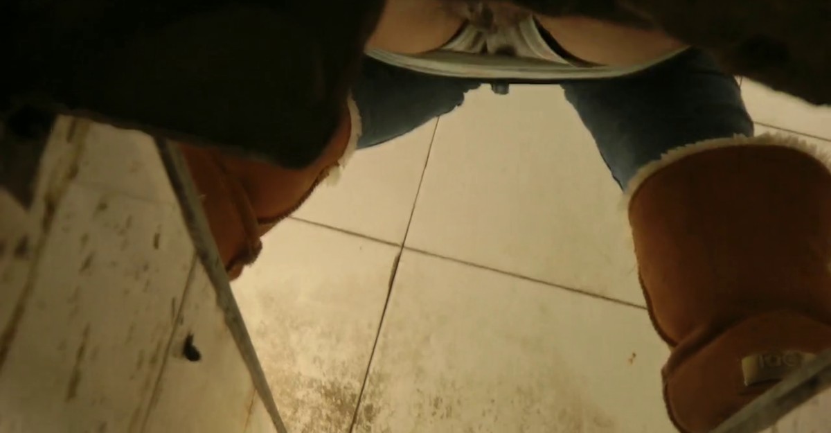 厕沟背影，露脸，跟踪系列合集，跟了几百米跑到店里面去拍脸 新沟式 (2)