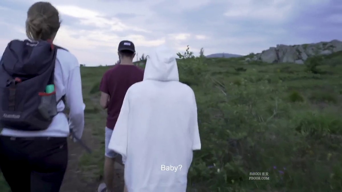 淫荡留学生与洋男友环球旅行 世界各地去操逼 大白天在室外露天疯狂开干