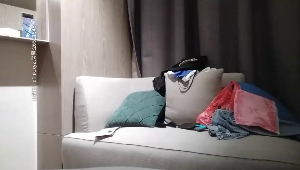 2021-4-1 91沈先森嫖娼大师带你找外围，笑起来甜美心动D罩杯大奶妹子，被大屌多种姿势按着猛操水多被操干了