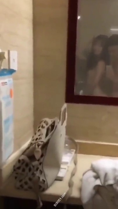 有点害羞的妹妹