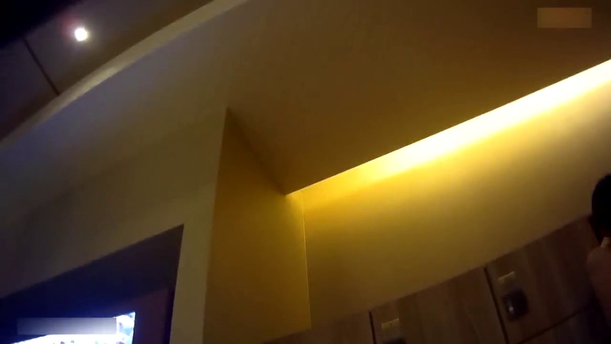 4月盗站新流温泉洗浴酒店高清设备真实偸拍女宾部更衣室内裸身的妹子们美女阴毛浓密很性感