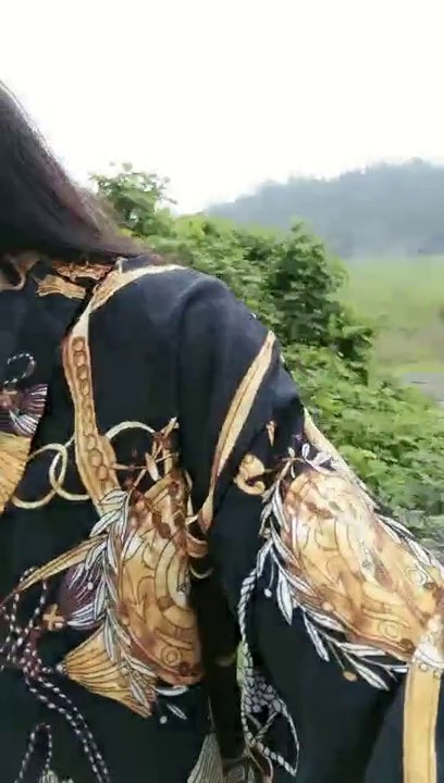 2021.7.17，【渣女来袭】，都市丽人到农村勾搭，大叔艳遇当头，户外做爱揉搓极品大胸，劲爆刺激，高清源码录制