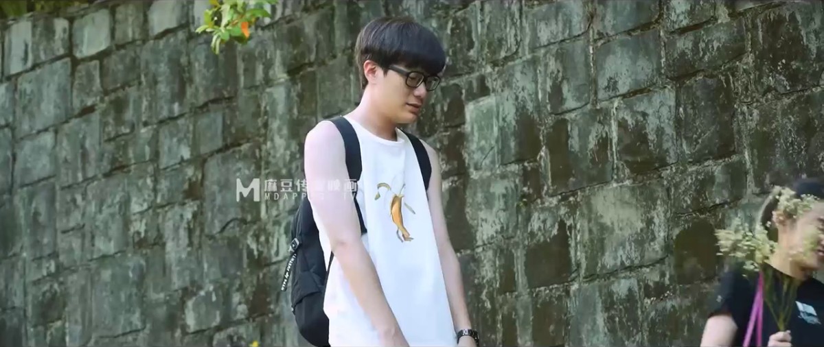 国产麻豆传媒 MDL0003 色即是空