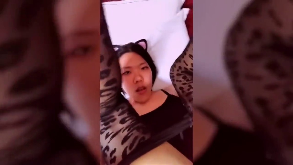 国产CD系列湾湾伪娘黑丝发骚诱惑金主 扩肛坐骑啪啪被口爆