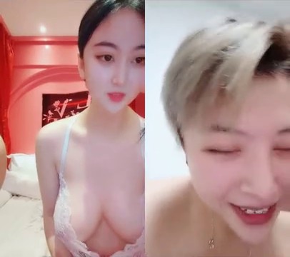 风骚姐妹花露脸大奶子激情大秀，一攻一受镜头前啪啪，亲着小嘴抠着逼，吃着骚奶子带上假鸡巴内裤爆草还玩PK