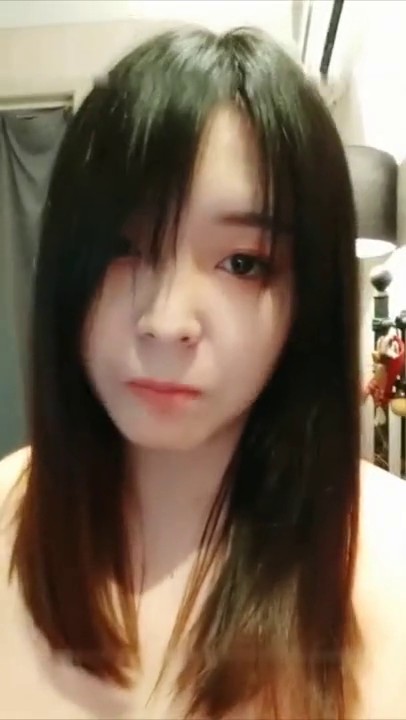 性感大奶妹子穿着白色网袜和男友操逼 还直播给网友们看 真是刺激 高清精彩推荐