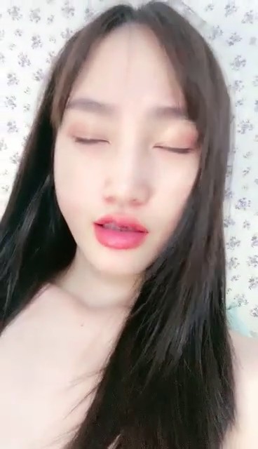 美爆了！校花女神~【咬耳朵】道具狂插~白浆直流~超爽~！4