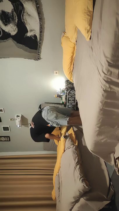 【無水印原版---超清新片速遞】2021.8.1，【金戈寻花】，2600返场足浴小妹，苗条漂亮00后，美乳长腿做爱