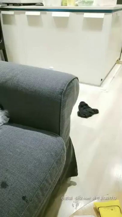 大眼睛-高颜值--清水美奈 我觉得大黑牛震得外面那个阴蒂好有感觉啊，我要高潮了不行啦，肉棒自慰，淫声浪浪！