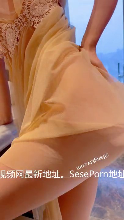 秀人网极品嫩模『唐安琪』薄纱套装真空丝袜 完美露脸 未上架打赏图82P 高清1080P版