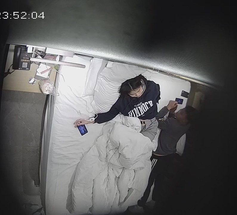 《最新2022乐橙云 泄密》上帝视角近景欣赏数对青年男女激情造爱小胖应该憋好久了连续搞女友好几炮妹子很配合5