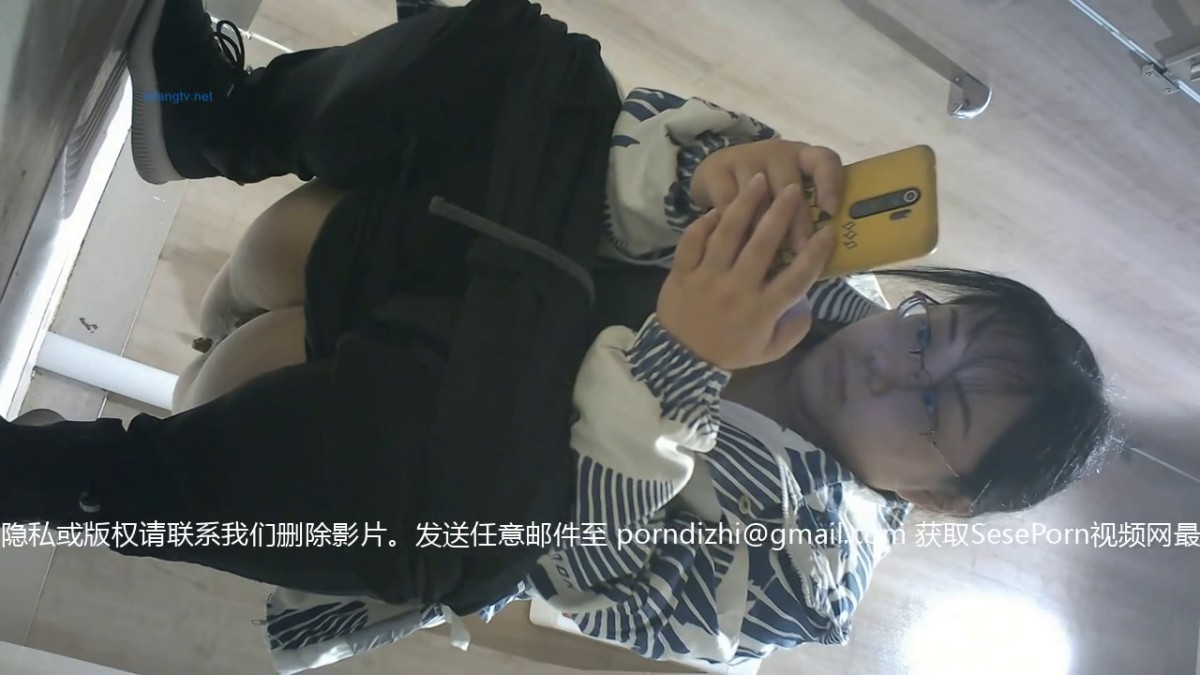 【精品首发】 某房价值70RMB商场厕拍作品 全是高清拍摄 颜值高 第一集 16V1