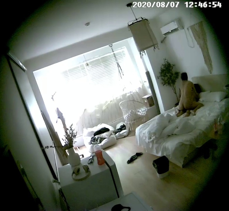 自己守台录制数对青年男女开房啪啪啪身段苗条小美女哭腔呻吟声听着太刺激了温馨万达-小萝莉情侣2020-08-07_12-33-57六发