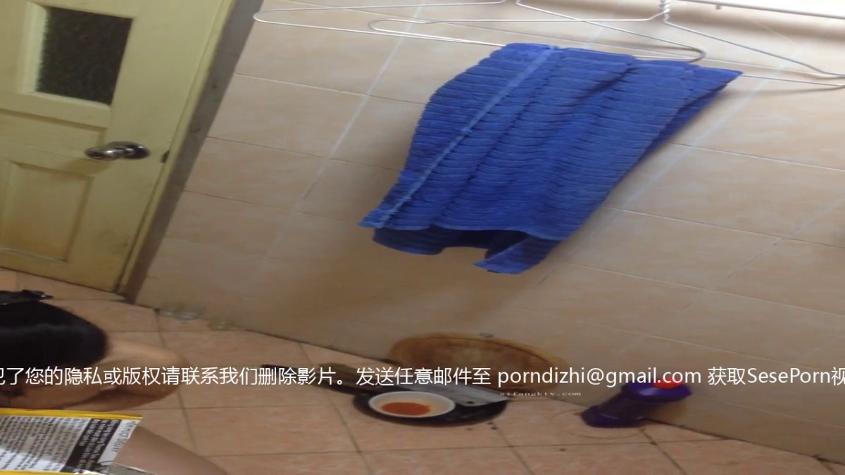 私房偷拍大神暗拍社区五月最新流出设备升级整栋楼的妹子都被拍了洗澡合集21