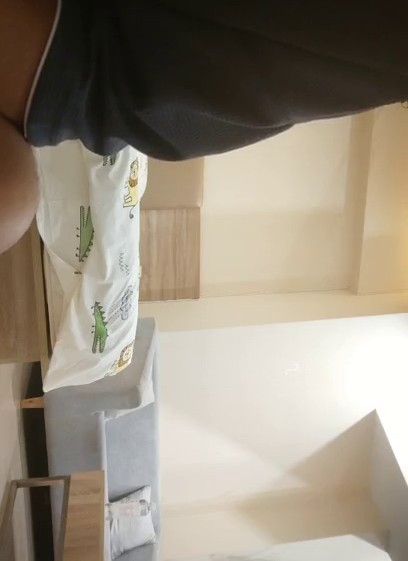 2022.6.9，【利老三探花】，利家军新出猛将，21岁青春小嫩妹，肤白貌美任君享用