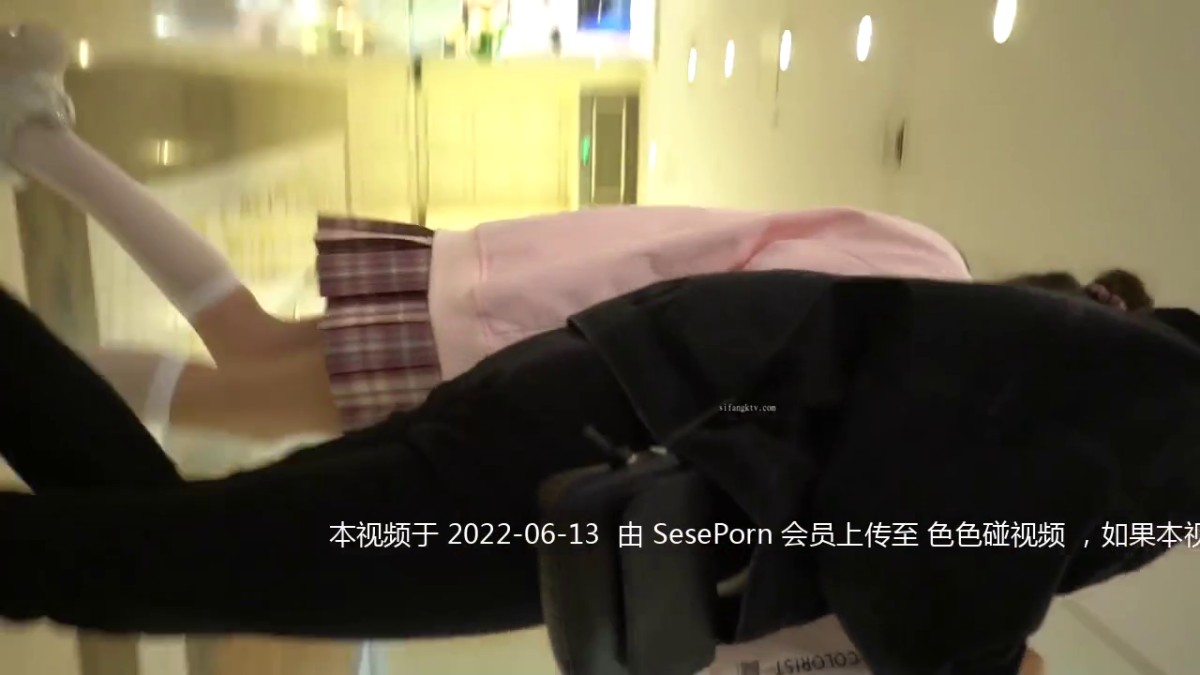 【CD精品】【YZWCD】系列16连发 偷窥包含jk制服、大长腿、高颜值美眉裙底 视觉盛宴1