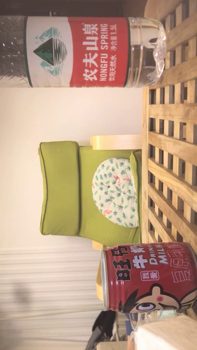 【無水印---超清新片速遞】2022.4.9，【每日梦想家】，传承千人斩家族风格，近景探花1