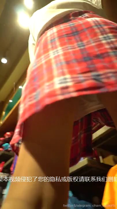 【精品CD】YZWCD系列7连发  格子裙少妇、jk小姐姐、大长腿极品 蕾丝透明内一半夹进屁股缝YD035格子裙少妇白色蕾丝透明内一半夹进屁股缝！