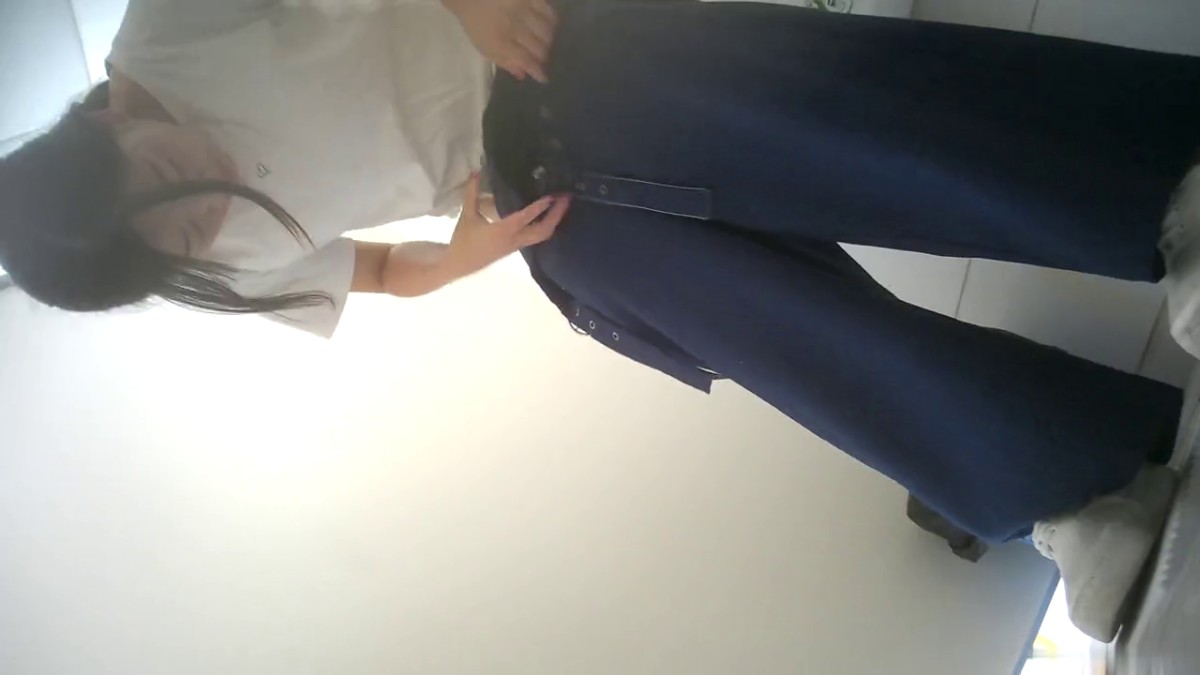 科技楼蹲守 百里挑一极品粉嫩无毛白虎馒头逼