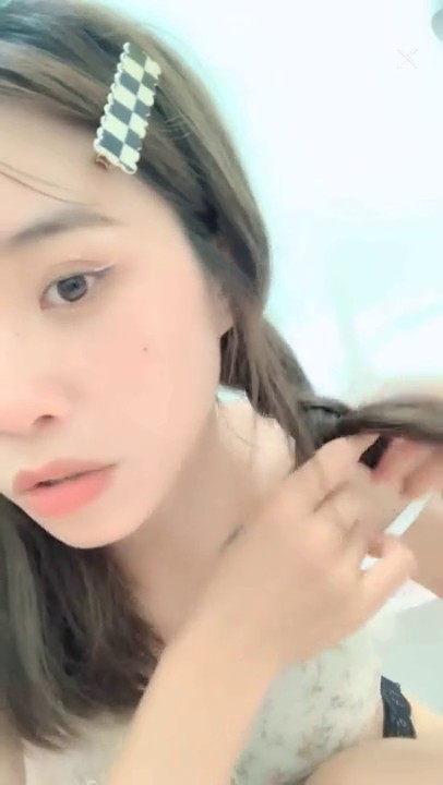 橘子甜甜~骚气冲天 跳蛋自慰震动淫穴，骚水狂喷，激情大秀极度诱惑