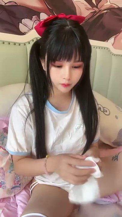 王炸！极品小仙女下海~美爆了~【夏日甜甜】100%心动感觉~4