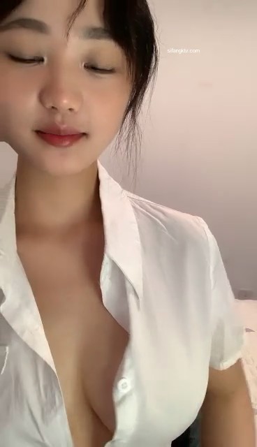 【最美大学校花女神下海 声音超甜美】青春靓丽绝世美乳G奶~2