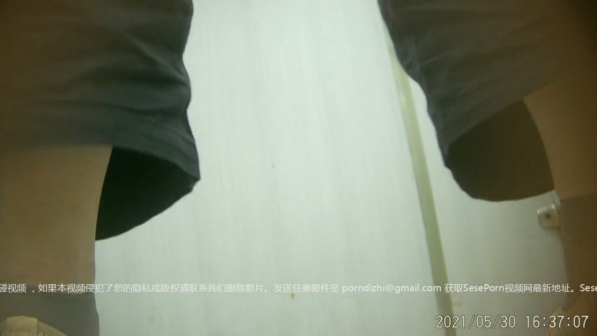 全网4K独家原档（未流出）第二季厕拍全是后方视角高清露脸（7）6