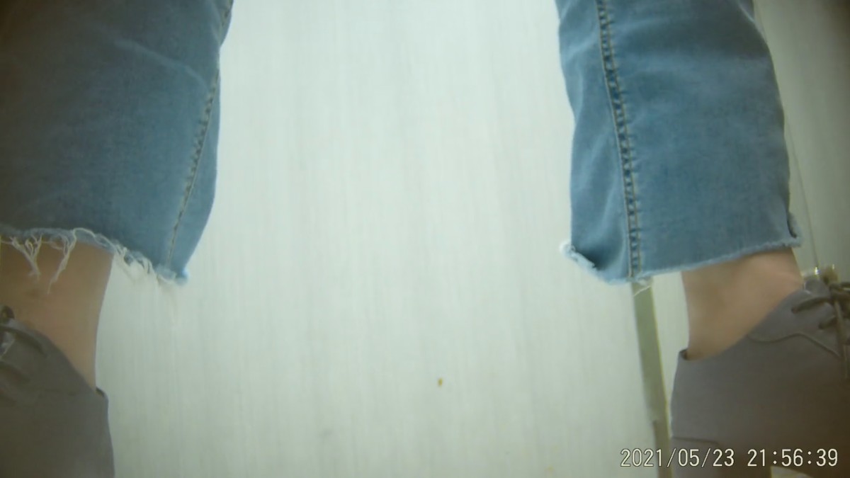 全网4K独家原档（未流出）第二季厕拍全是后方视角高清露脸（4）9