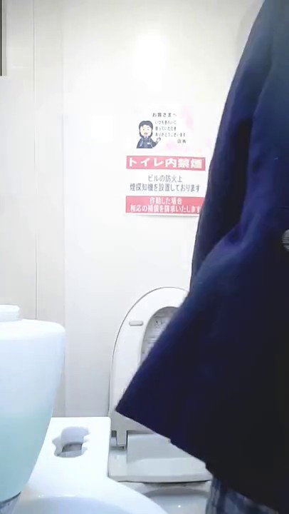 最新典藏 顶级厕拍 完美收录100美女高清甄选 商场写字楼完美近视角-1 (15)