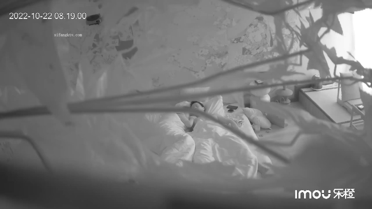 2022-10月新流出乐橙酒店枫叶房偷拍 三对男女开房呻吟刺激3