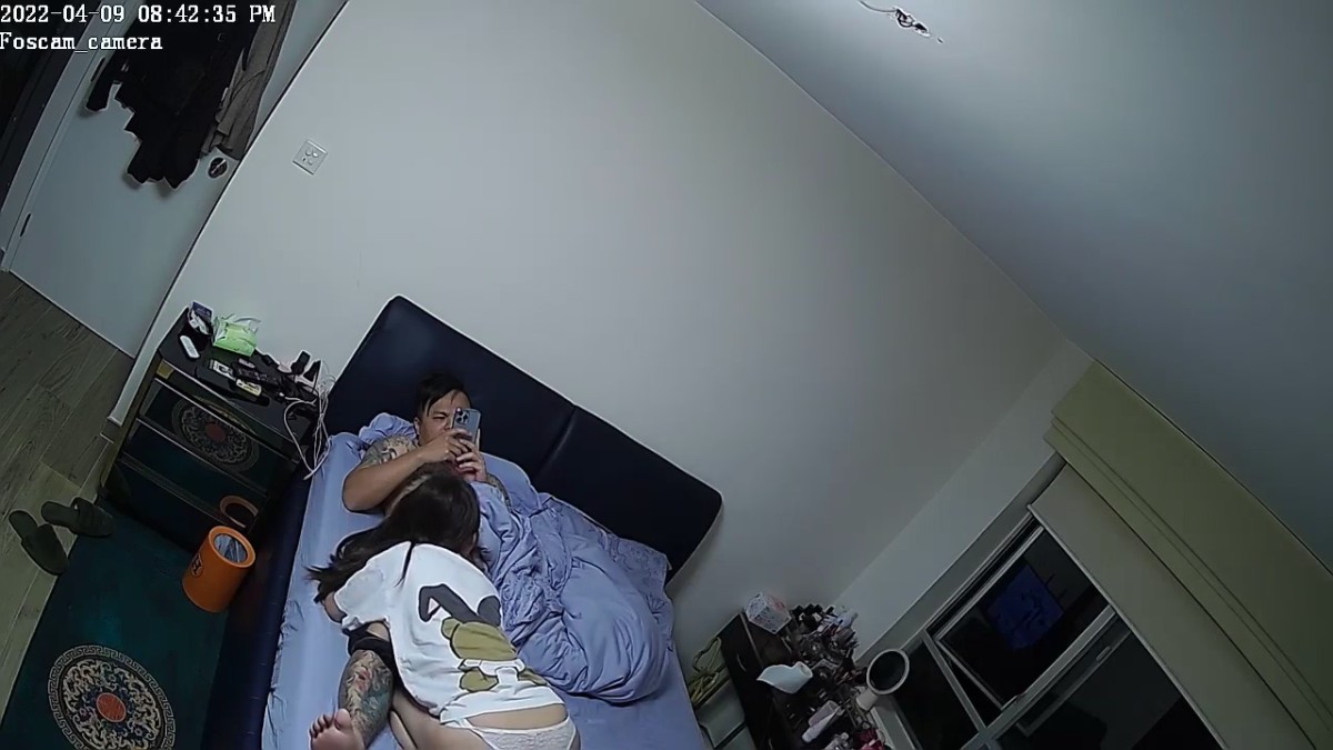 黑客破解家庭摄像头偷拍 颜值天花板-最美小姐姐被纹身社会哥蹂躏续集3