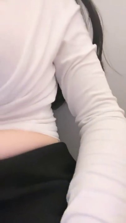 重磅！女神终于突破自我~【你最好别想我】首次道具~爽_2023年1月7日0时24分17秒