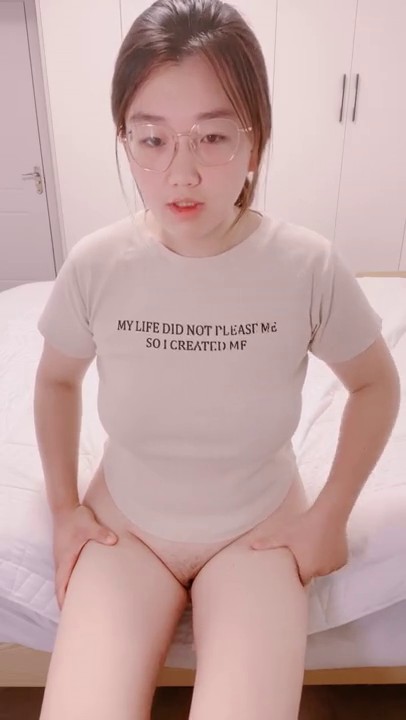 黑客破解网络摄像头偷拍芭蕾舞培训班更衣化妆间偷拍❤️身材不错的气质美少妇试穿性感内衣