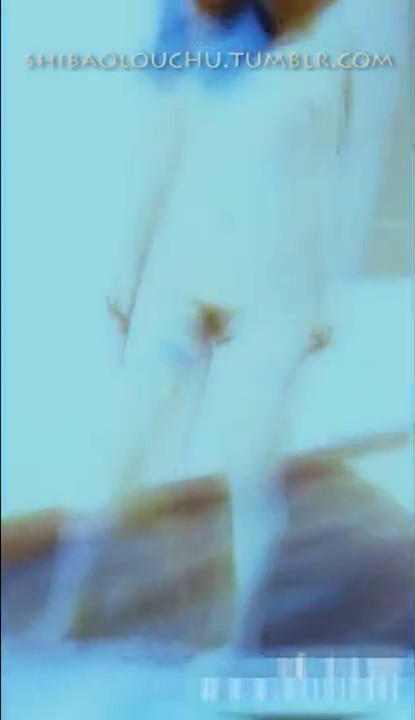 色胆包天国内大神汤不热红人诗宝公共场合露出各种以路人为背景拍摄牛逼克拉斯(附刺激图70P+视频1V)