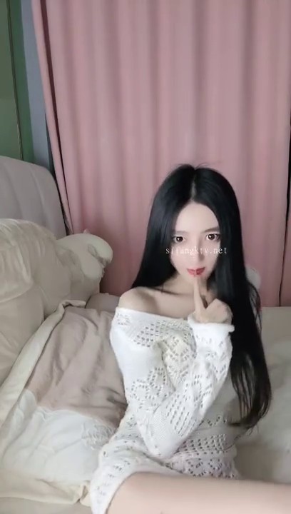 虎牙大主播下海！顶级女神~【骚妇猫猫】揉穴自慰！包秒射~2