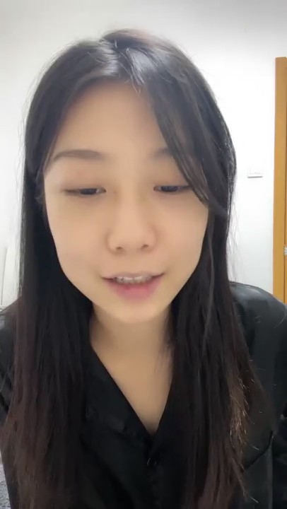 绿播美女下海！苗条身材贫乳！美臀骚穴振动棒自慰，特写加紧猛捅，娇喘呻吟骚话不断