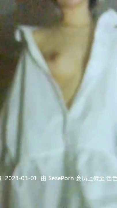 清纯美眉 表情真到位 这么亮啊 没关系 妹子笑起来好有感觉 没想到技术也好