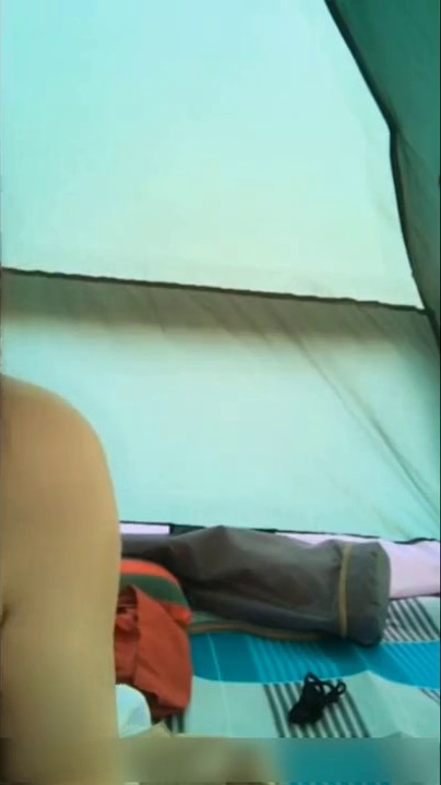 极品美乳女神魅心宿营帐篷内玩嫩逼美乳 高潮浪叫呻吟 到车上接着玩 淫语对白 完美露脸 高清1080P完整版