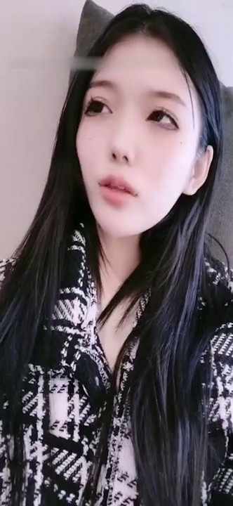 欲梦女神 高颜值窈窕身材色诱外卖小哥 你小穴没有长毛呀~没艳遇过太兴奋了勃起 肉棒伺候女神